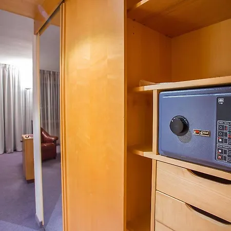 Hotel Cosmopolitan Bobycentrum - Czech Leading Brno