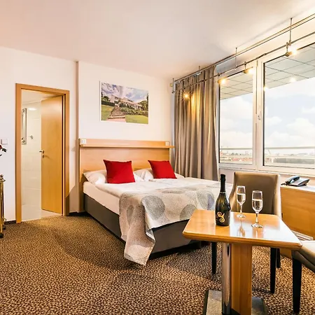 Cosmopolitan Bobycentrum - Czech Leading Hotel 4*