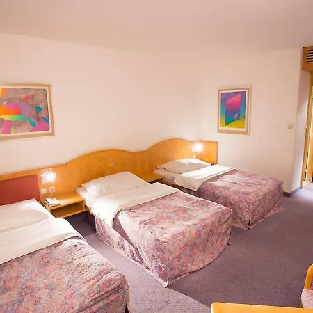 Cosmopolitan Bobycentrum 4* Brno