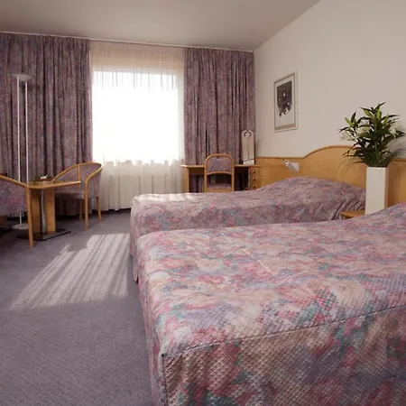 Hotel Cosmopolitan Bobycentrum - Czech Leading