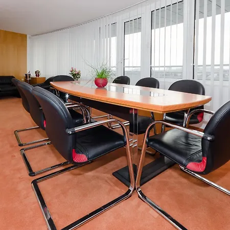 Hotel Cosmopolitan Bobycentrum - Czech Leading Brno