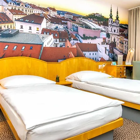 Hotel Cosmopolitan Bobycentrum - Czech Leading 4*