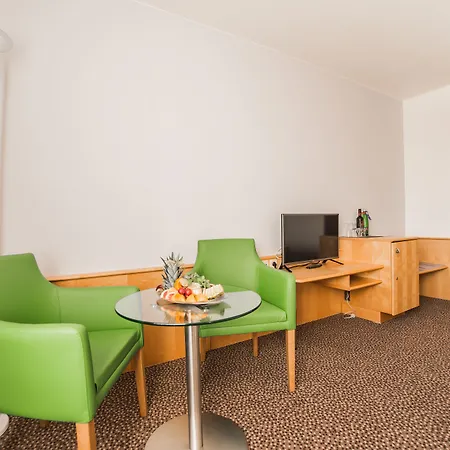 Cosmopolitan Bobycentrum - Czech Leading Hotel