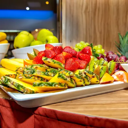 Hotel Cosmopolitan Bobycentrum - Czech Leading