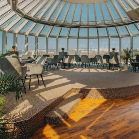 Hotell Cosmopolitan Bobycentrum - Czech Leading