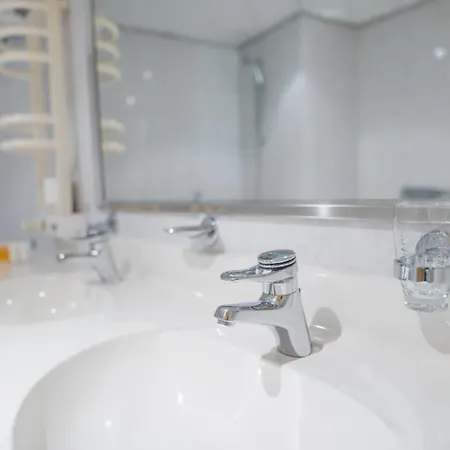 Cosmopolitan Bobycentrum - Czech Leading Hotell 4*
