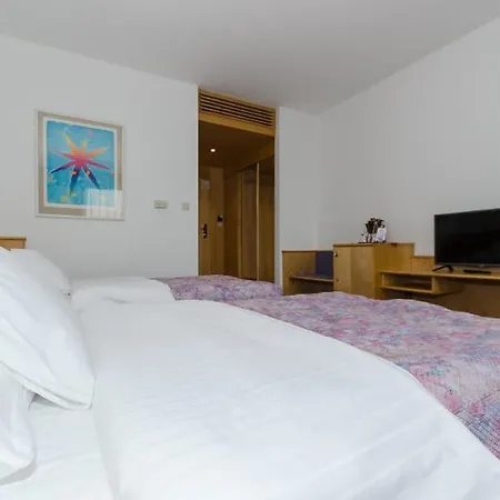 Cosmopolitan Bobycentrum - Czech Leading 4* Brno