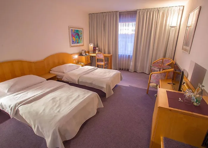 Hotel Cosmopolitan Bobycentrum - Czech Leading