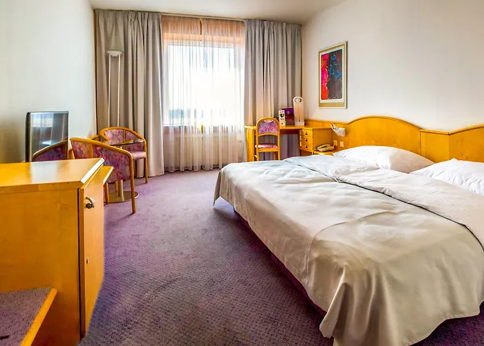 Cosmopolitan Bobycentrum - Czech Leading Hotel