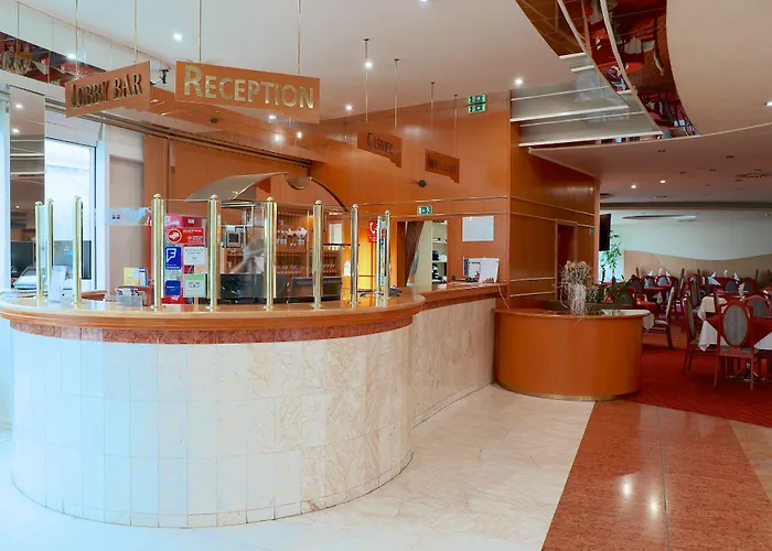 Hotel Cosmopolitan Bobycentrum - Czech Leading