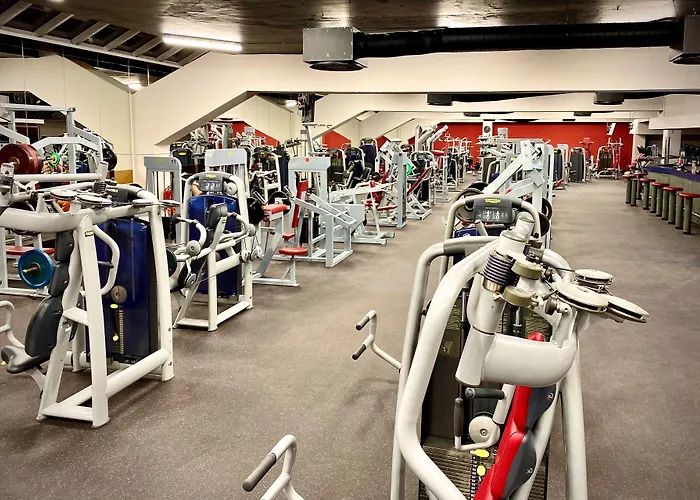 Hotel Cosmopolitan Bobycentrum - Czech Leading 4*