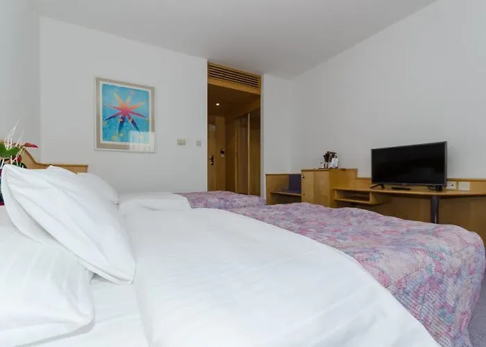 Cosmopolitan Bobycentrum - Czech Leading 4* Brno